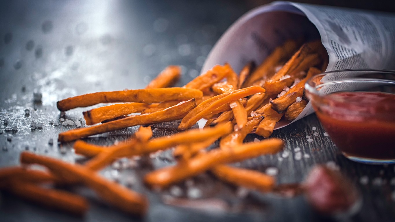 Featured image for "Surprising Health Benefits of 25 Junk Foods"