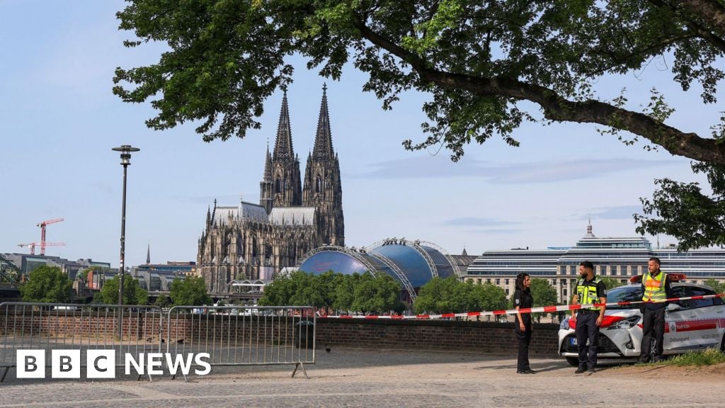 Featured image for Cologne evacuates 20,000 for WWII bomb defusal in largest operation since 1945