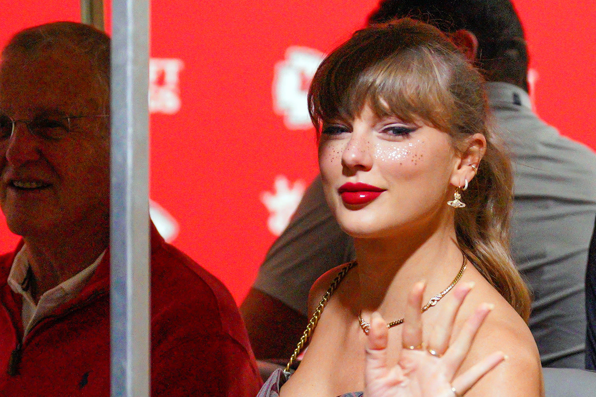 Bills Player's Wife Criticized for Mocking Taylor Swift After Chiefs Game