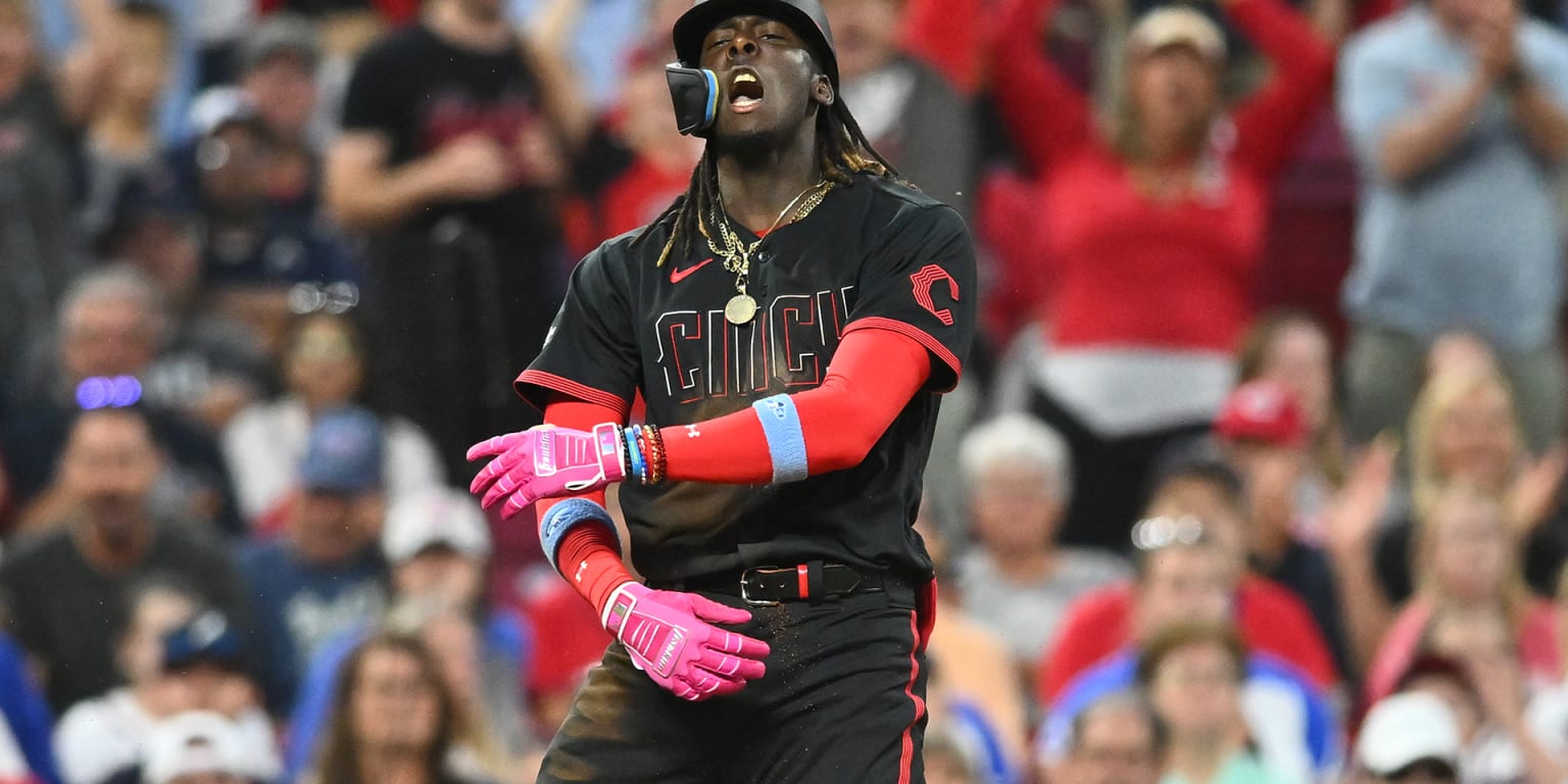 Featured image for Reds' rookie Elly De La Cruz hits historic cycle for team.