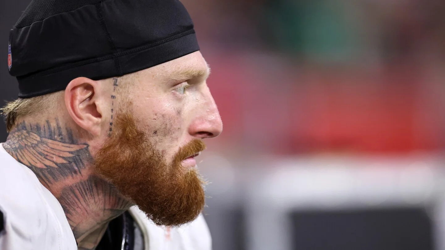 Crosby reportedly told Brady he’ll never play for the Raiders again