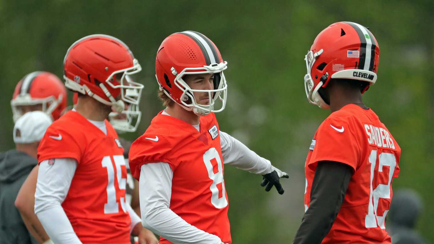 Featured image for Browns' Quarterback Battle Heats Up as Flacco Highlights Unique Strengths
