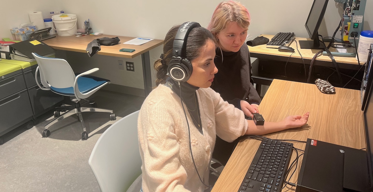 Featured image for The Healing Power of Music: How Favorite Songs Reduce Pain