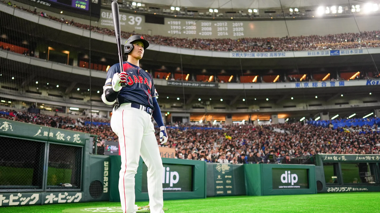 Ohtani's Five-RBI Inning Sparks Japan to Mercy-Rule WBC Win Over Chinese Taipei