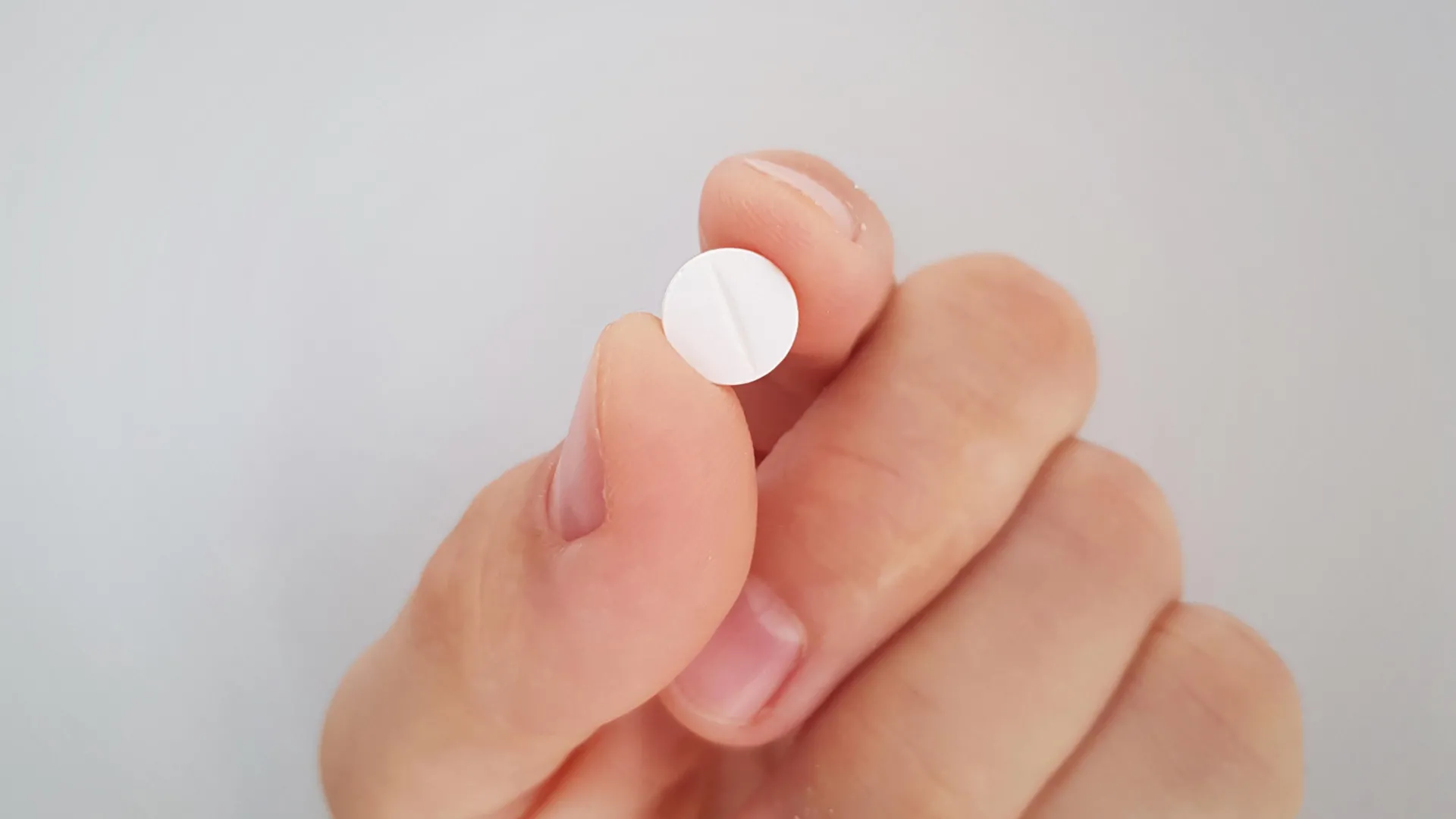 Featured image for Low-Dose Aspirin Shows Promise in Reducing Colorectal Cancer Risk and Recurrence