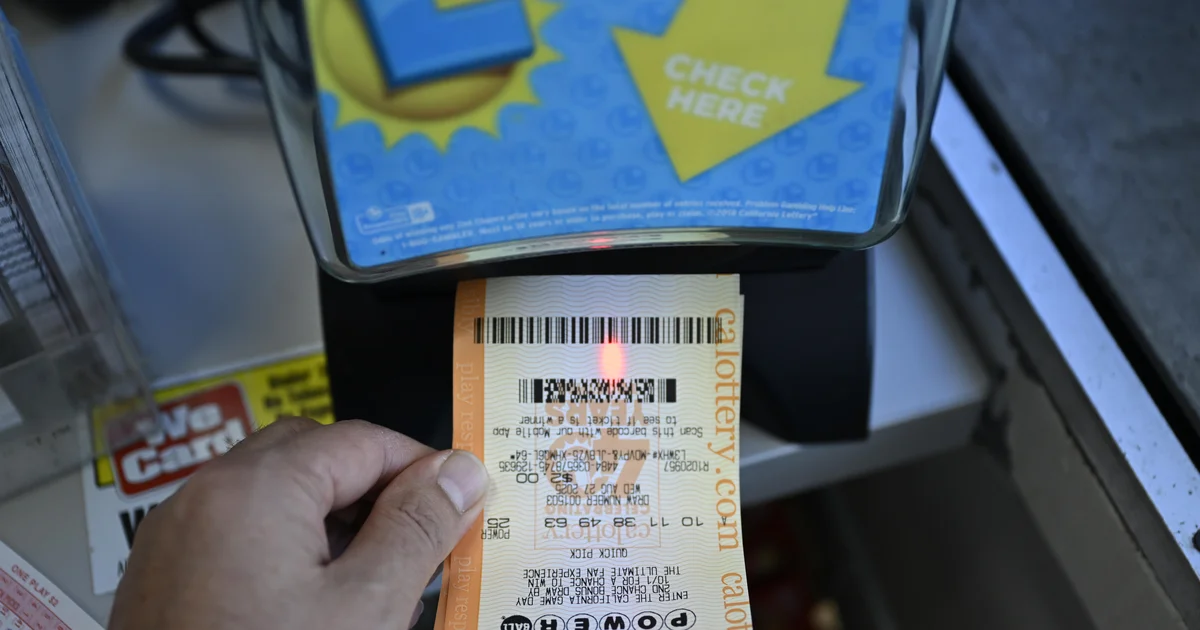 Featured image for Powerball Jackpot Hits $1.8 Billion: Winners Face Big Decisions