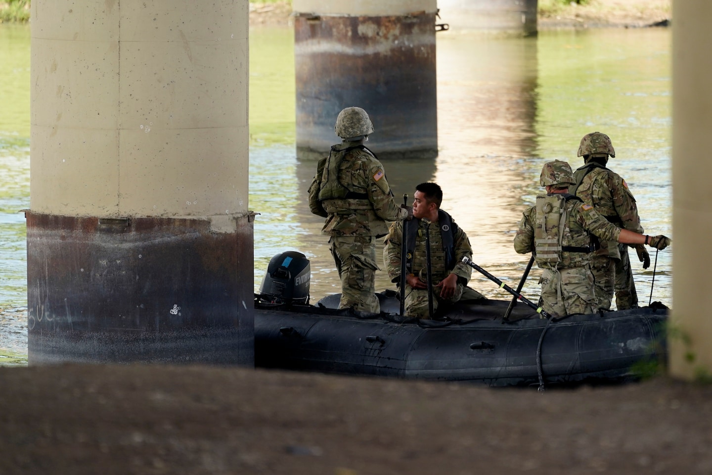 "Texas Governor Abbott's Plan for New Military Base at Eagle Pass Amid Border Dispute"