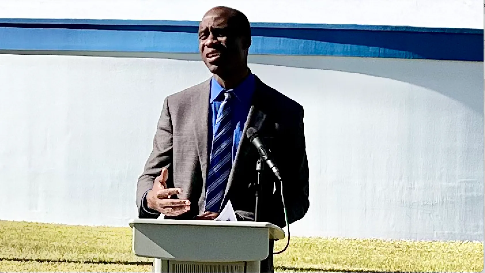 Featured image for Florida's Surgeon General Challenges Fluoridation in Drinking Water