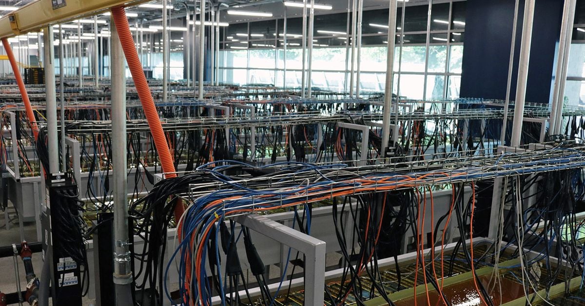 "Bitcoin Miners Optimistic for Halving, Prepare for AI Integration and M&A"