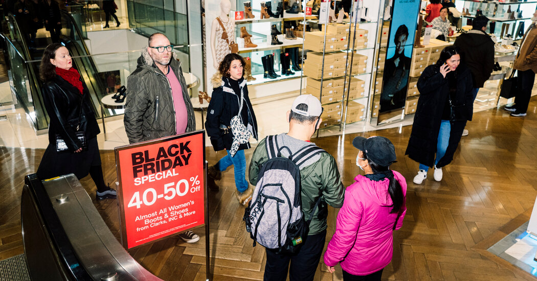 "The Economic Insights Behind Black Friday and Cyber Monday Shopping"