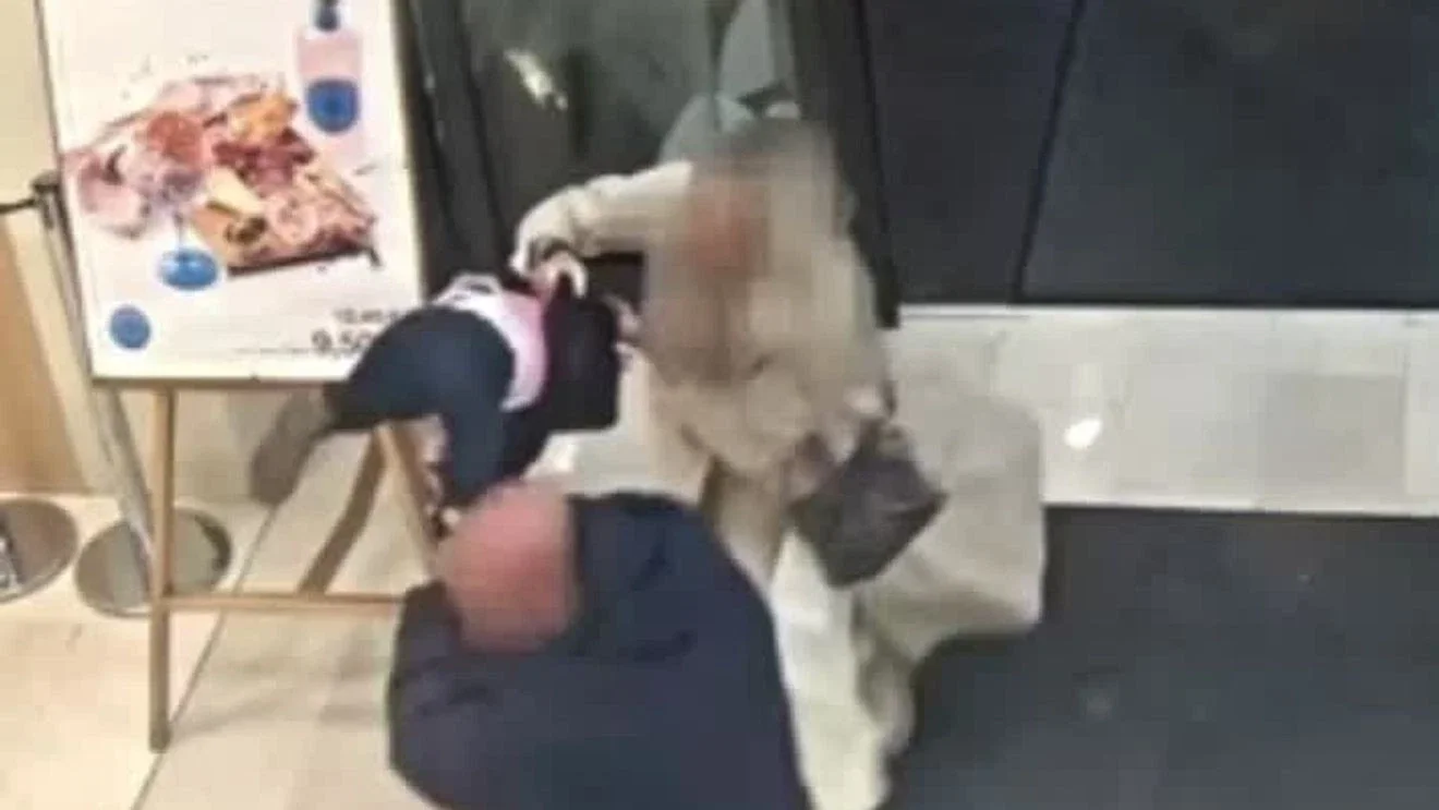 Video captures kidnapping attempt on toddler in Italy, bystanders intervene