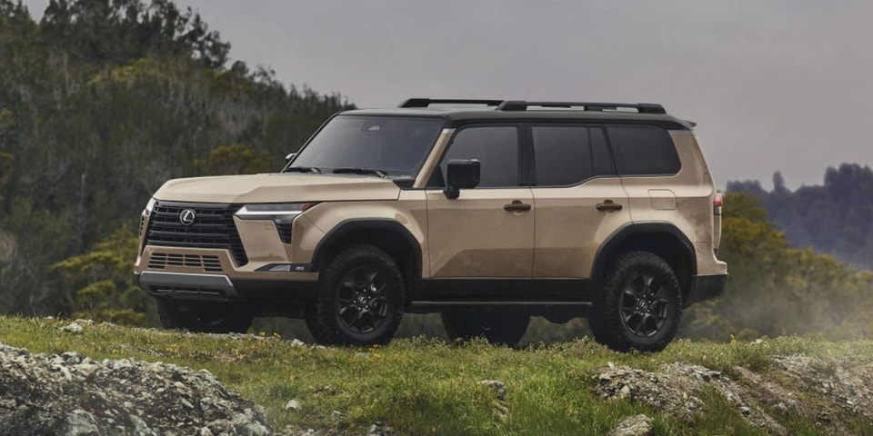 Lexus Unveils 2024 GX and TX Models, Blending Utility and Luxury.