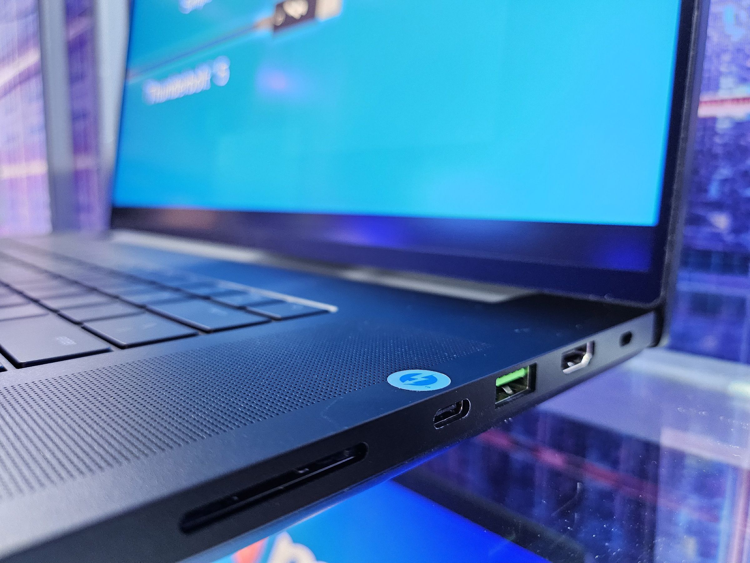 Featured image for "Unveiling the Debut of Thunderbolt 5 on a PC: A Game-Changer in Connectivity"
