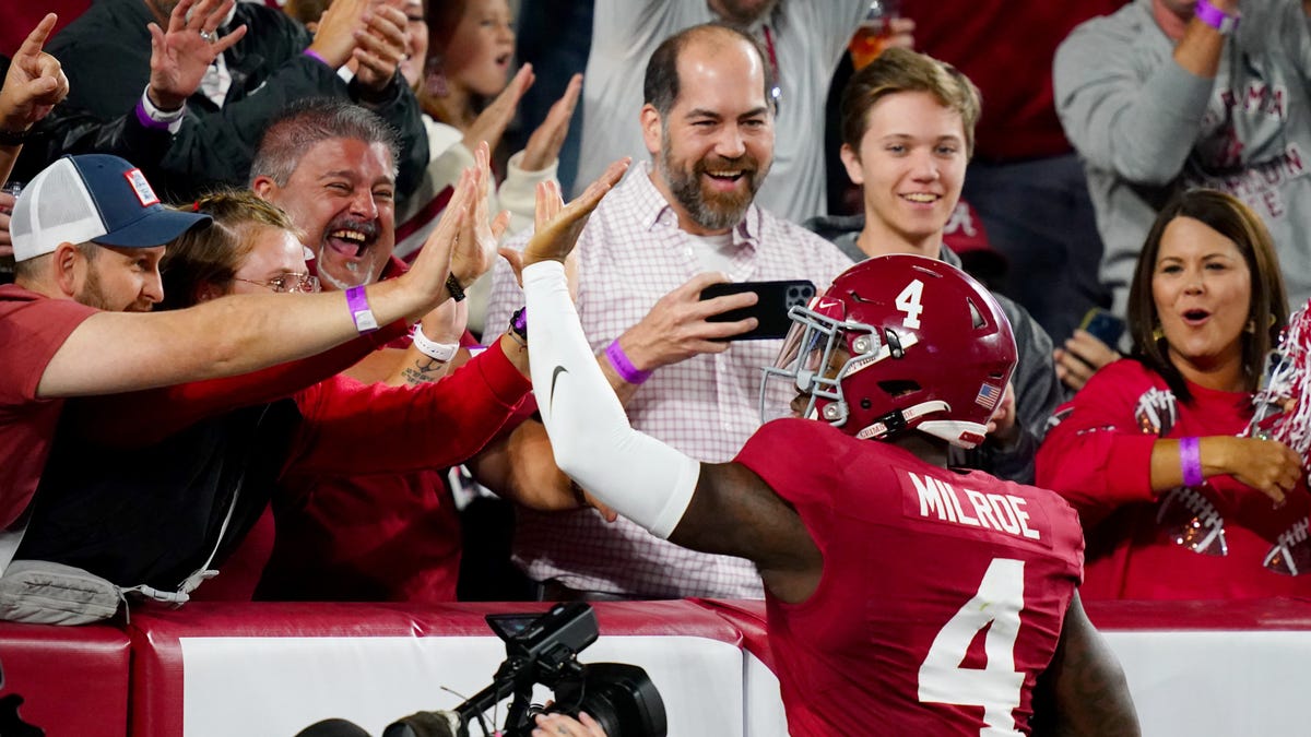 LSU vs. Alabama: Live Updates, TV Schedule, and Business Preparations