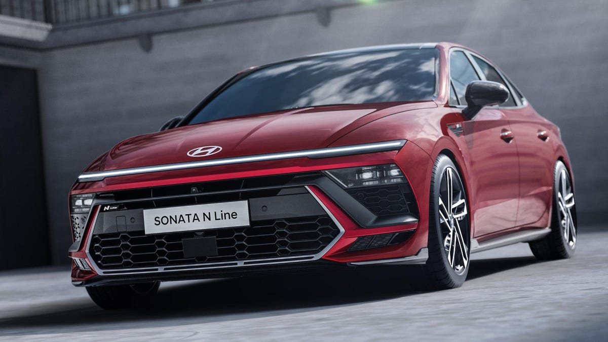 2024 Hyundai Sonata Unveiled with Striking New Design.