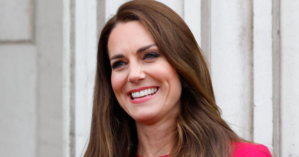 "Unraveling the Mystery of Kate Middleton's Absence: Buckingham Palace's Statement"