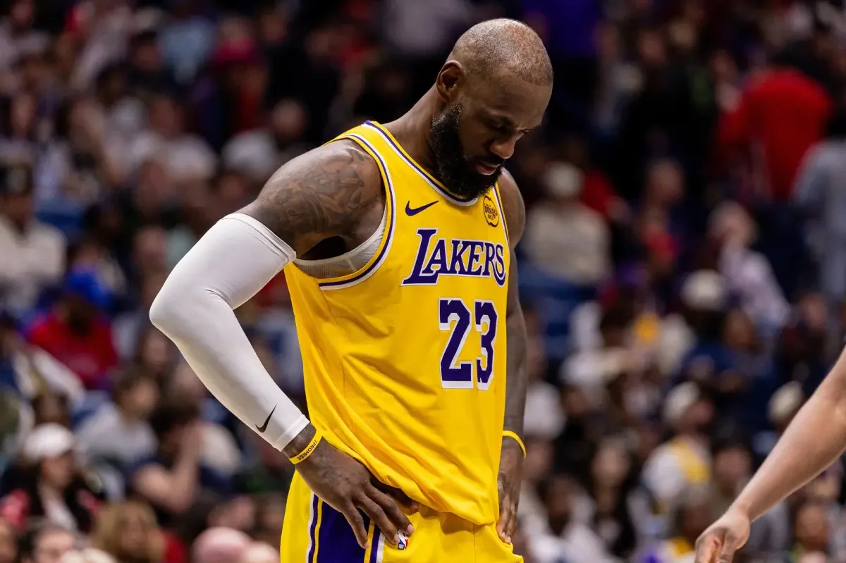 Lakers poised to part ways with LeBron this offseason, insider says