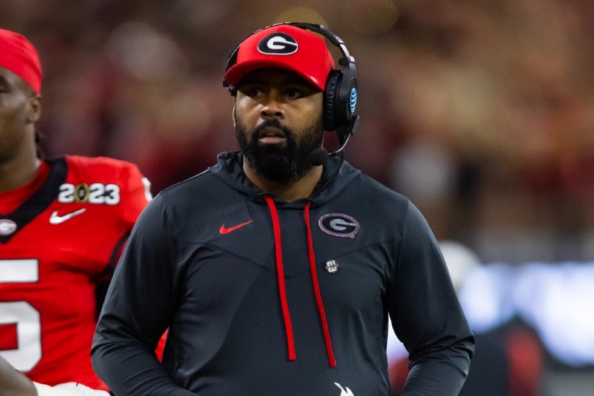 Featured image for Syracuse Eyes Georgia DB Coach Fran Brown for Head Coach Position