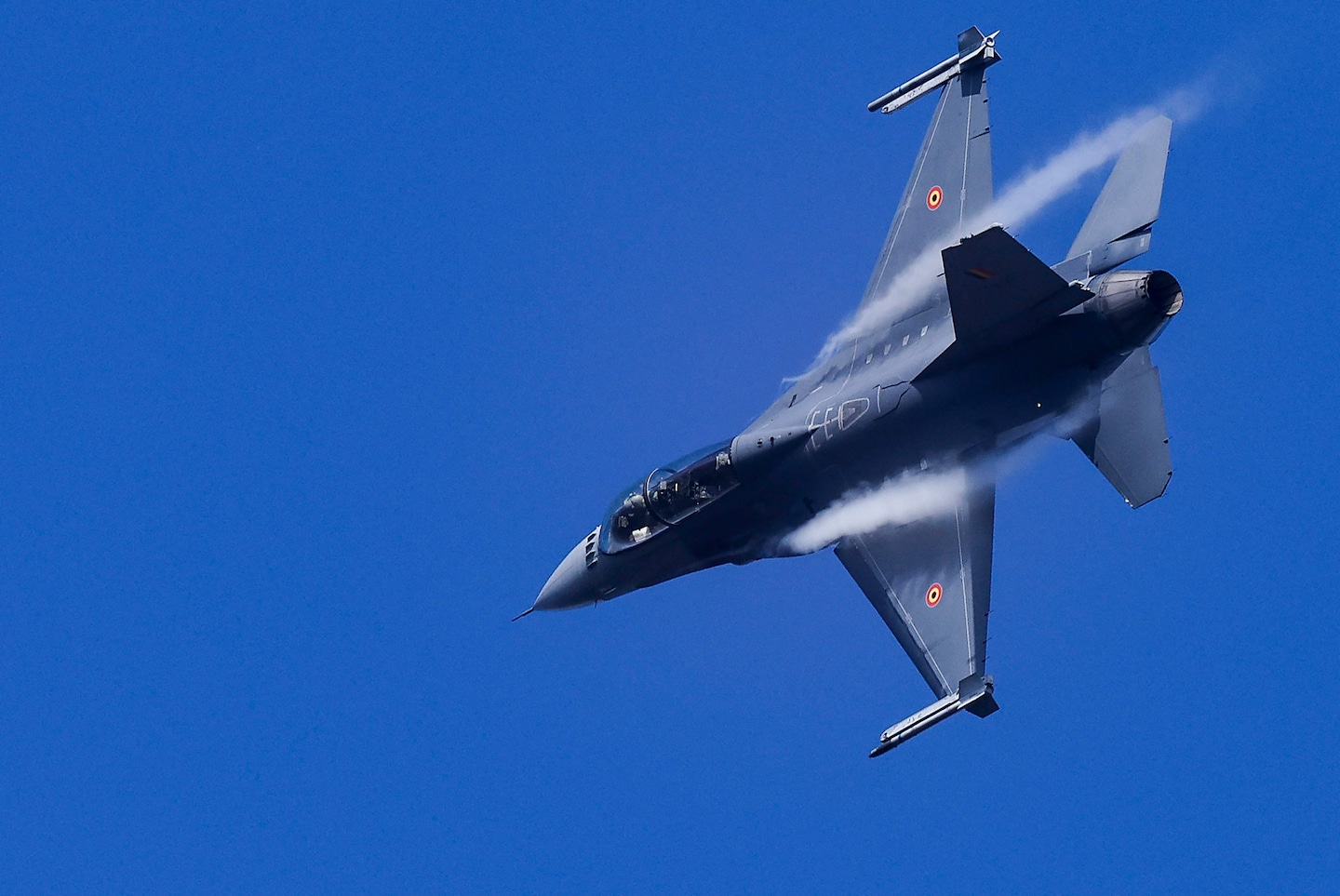 US agrees to F-16 support for Ukraine amidst Russian conflict.