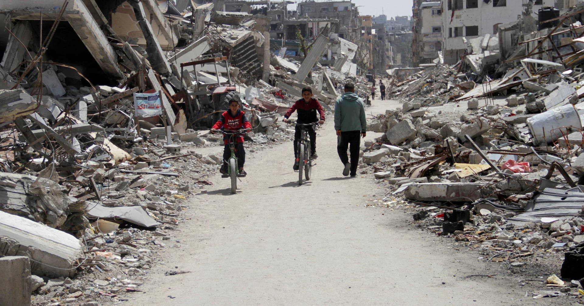"Assessing the Aftermath: Gaza's Streets and Families Six Months After War"