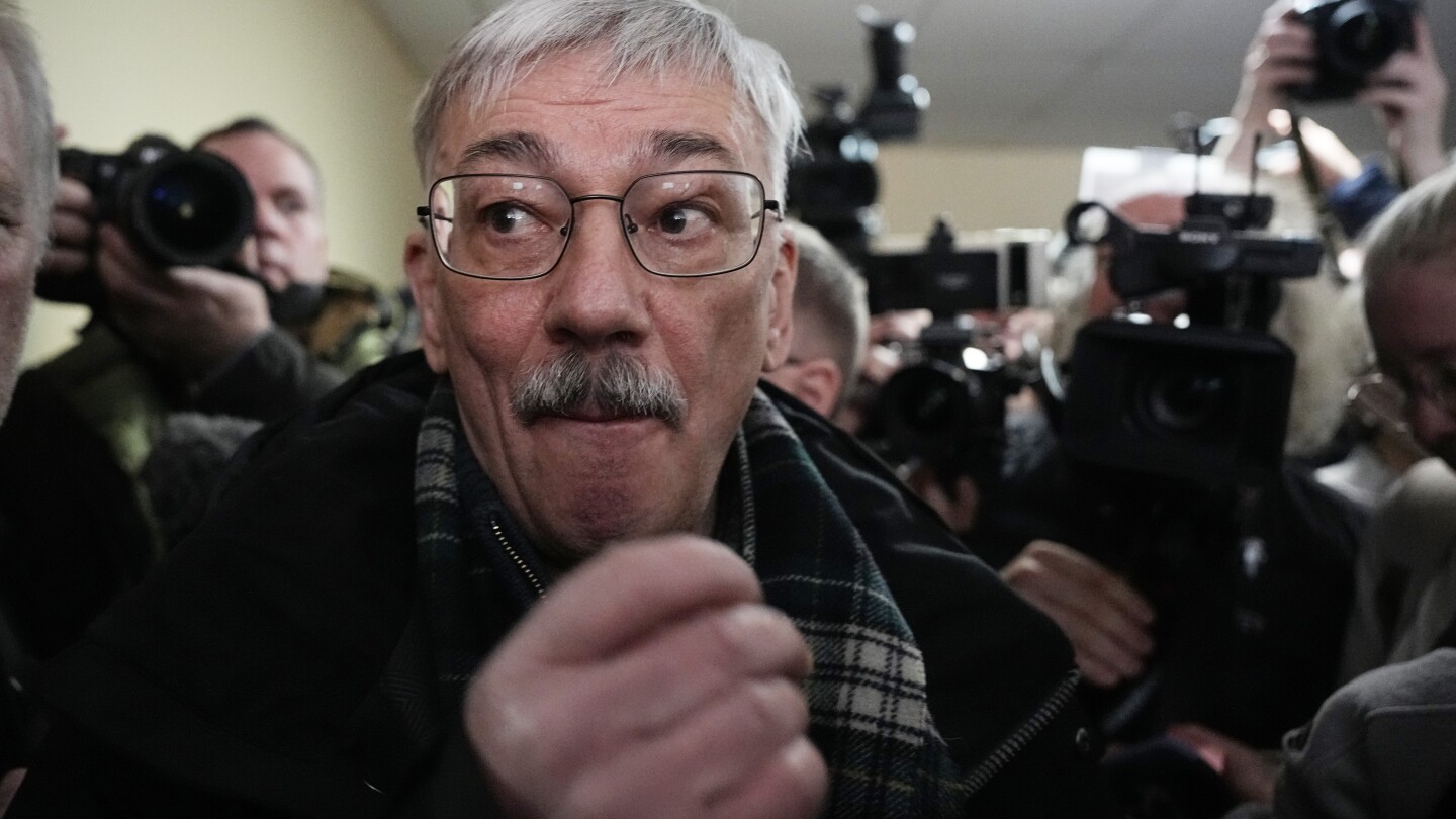Russian Human Rights Activist Oleg Orlov Sentenced to 2 1/2 Years in Prison