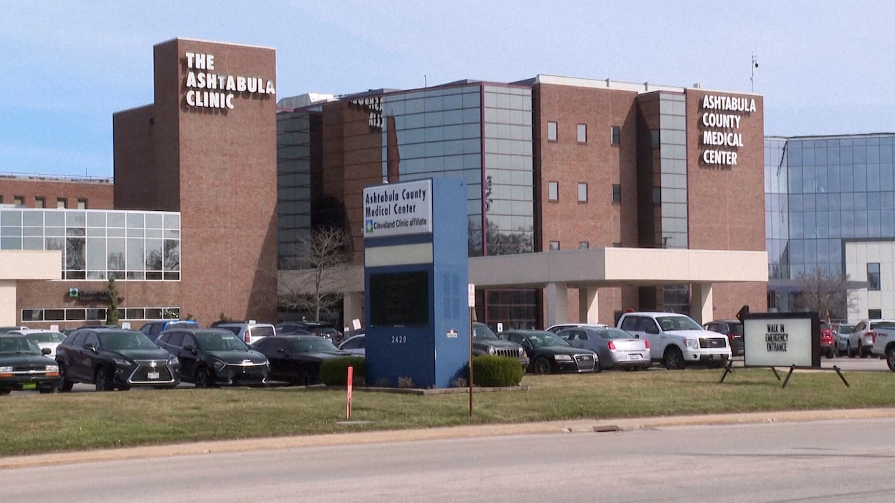 Featured image for Women Drive Dead Man to Bank to Withdraw Money, Ohio Police Say