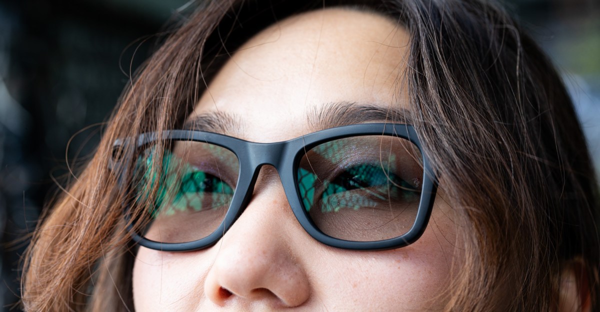 Featured image for Meta's Ray-Ban Gen 2 Smart Glasses: Innovation and Challenges