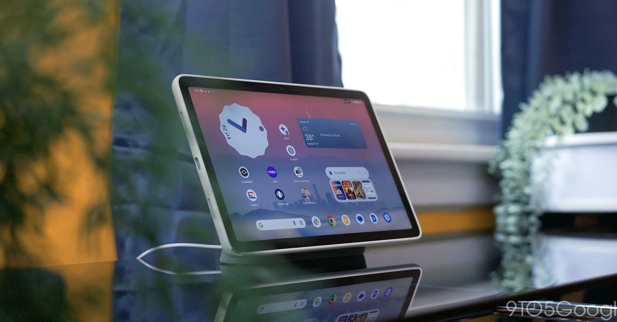 Featured image for "Trade in Your iPad for a Discounted Google Pixel Tablet"