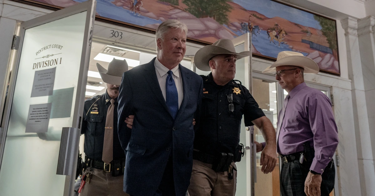 Featured image for Texas Megachurch Founder Robert Morris Pleads Guilty to Child Sex Abuse