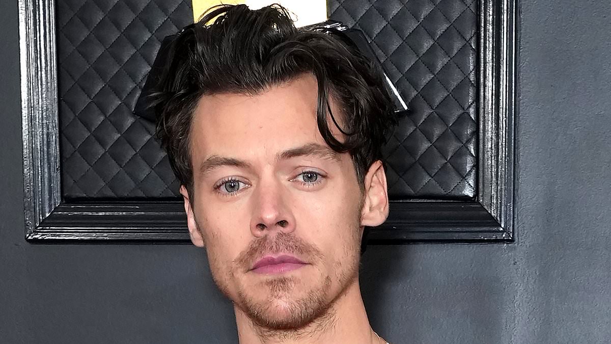 Featured image for Harry Styles Sparks Fan Meltdown with Buzz Cut, Fueling Taylor Swift Speculation