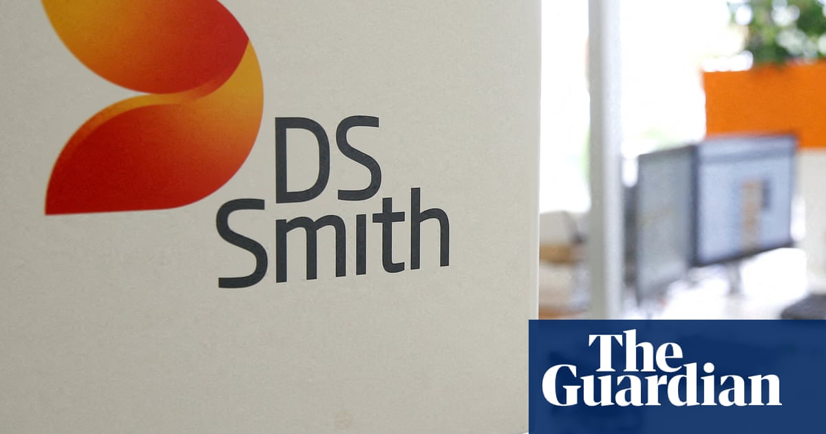 Featured image for "Global Rivalry Erupts Over DS Smith in International Paper Takeover Talks"