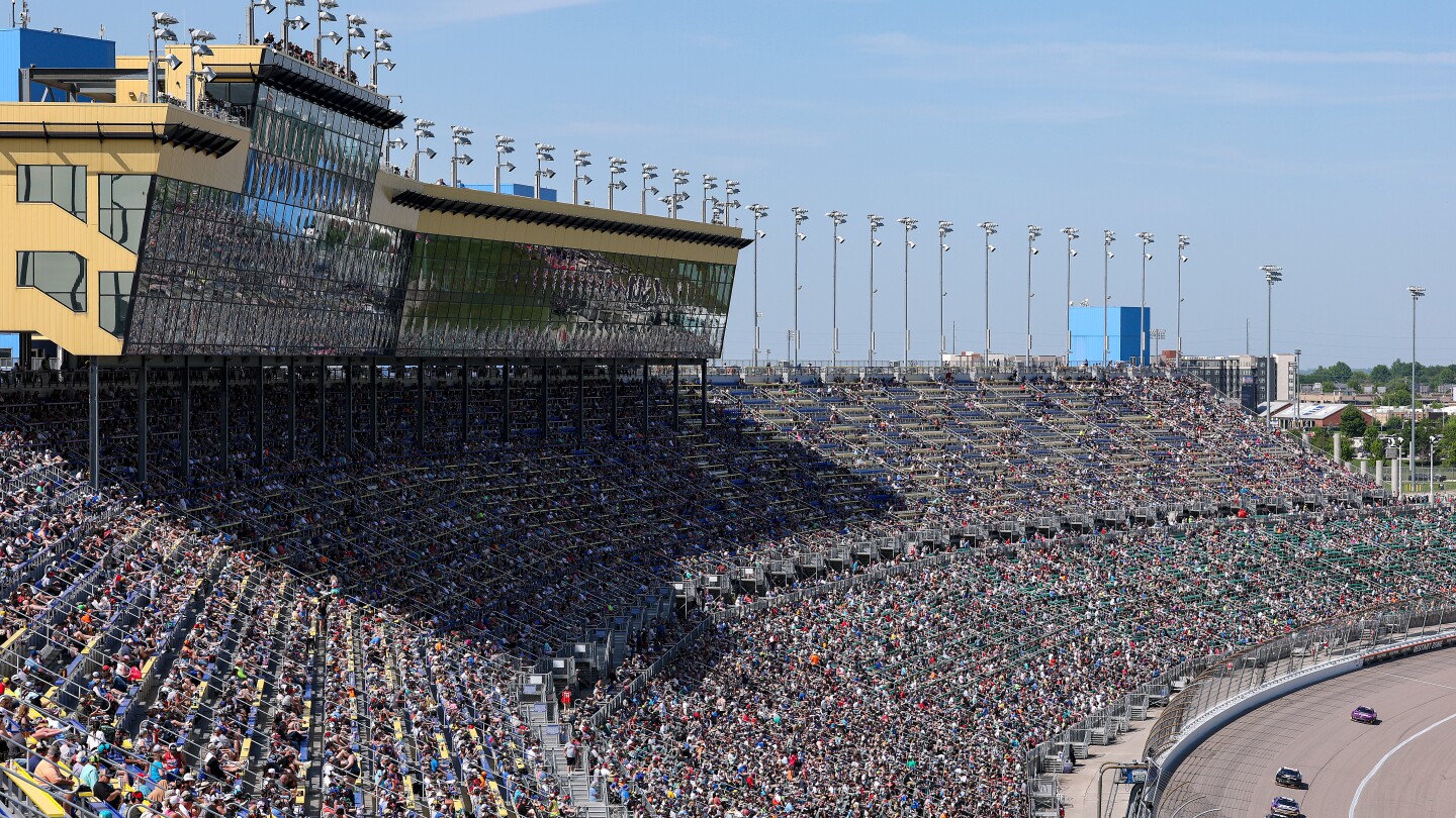 Featured image for NASCAR Weekend at Kansas: Schedule, Playoffs, and Race Highlights