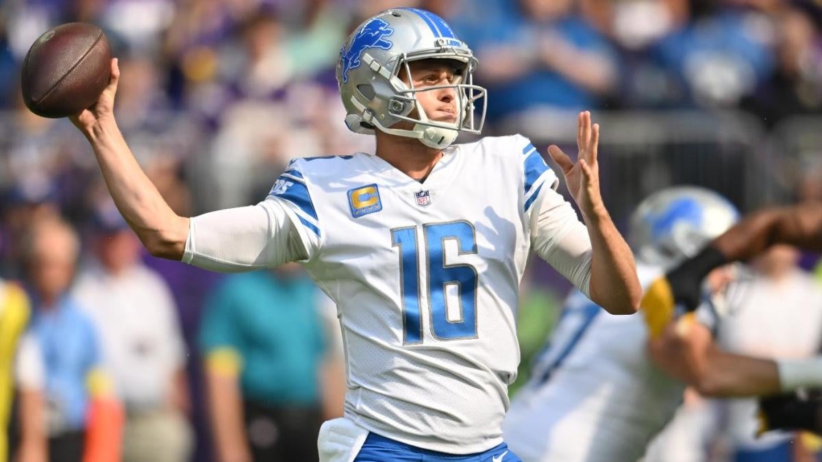 "Thursday Night Football: Packers vs. Lions - Predictions, Bets, and Injury Updates"