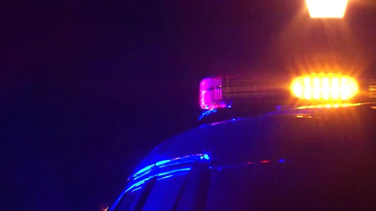 St. Paul community mourns gun violence victims at vigil.