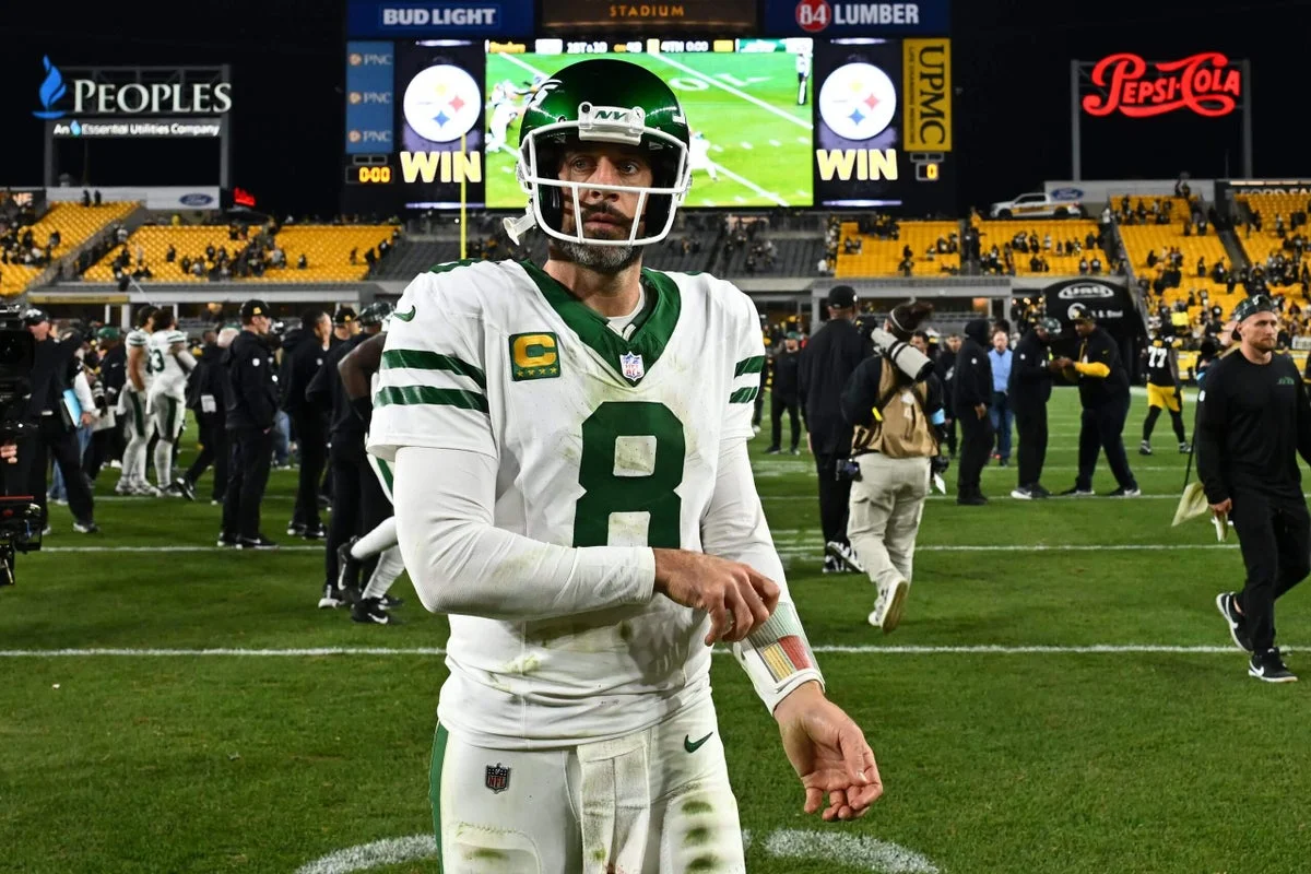 Aaron Rodgers to Join Steelers on One-Year Deal