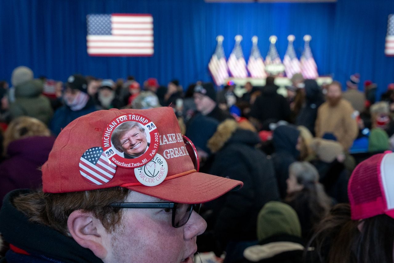 "Trump's Michigan Rally: Border Focus, Legal Woes, and Off-Script Moments"
