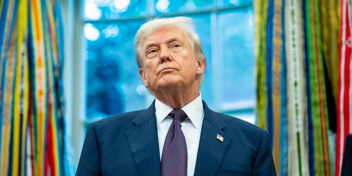 Featured image for US National Debt Surpasses $37 Trillion Amid Economic Concerns