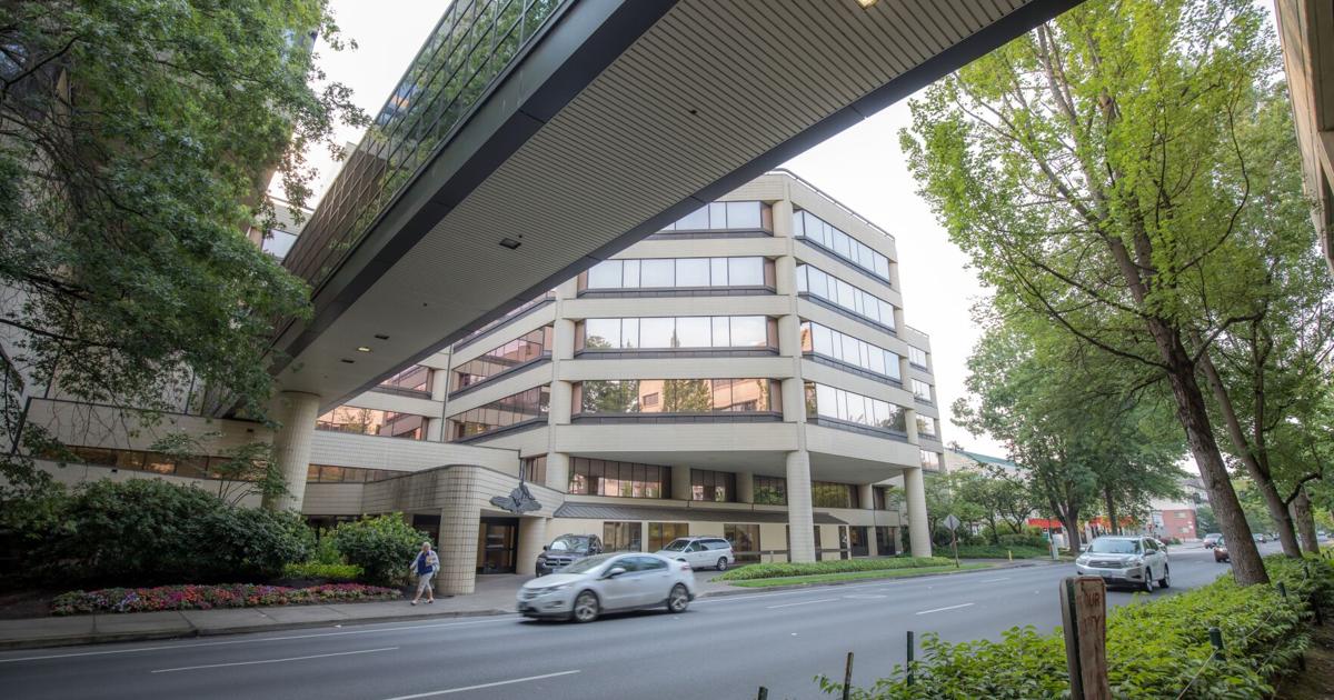 PeaceHealth Initiates Closure of University District Hospital, Prompting Backlash from Nurses Association