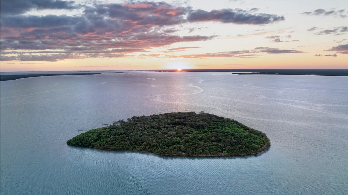 Featured image for "Florida's Pumpkin Key Private Island Relisted at $75 Million"