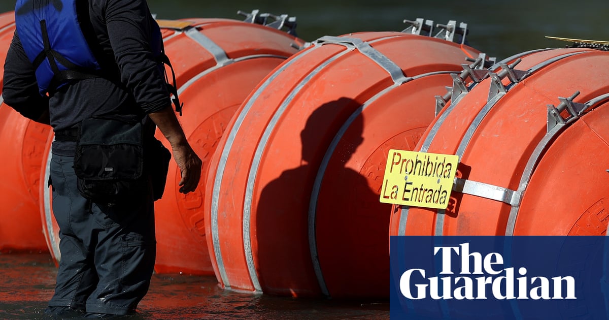 "Mexico Reports Body Found in Rio Grande Floating Barrier, Near Texas"