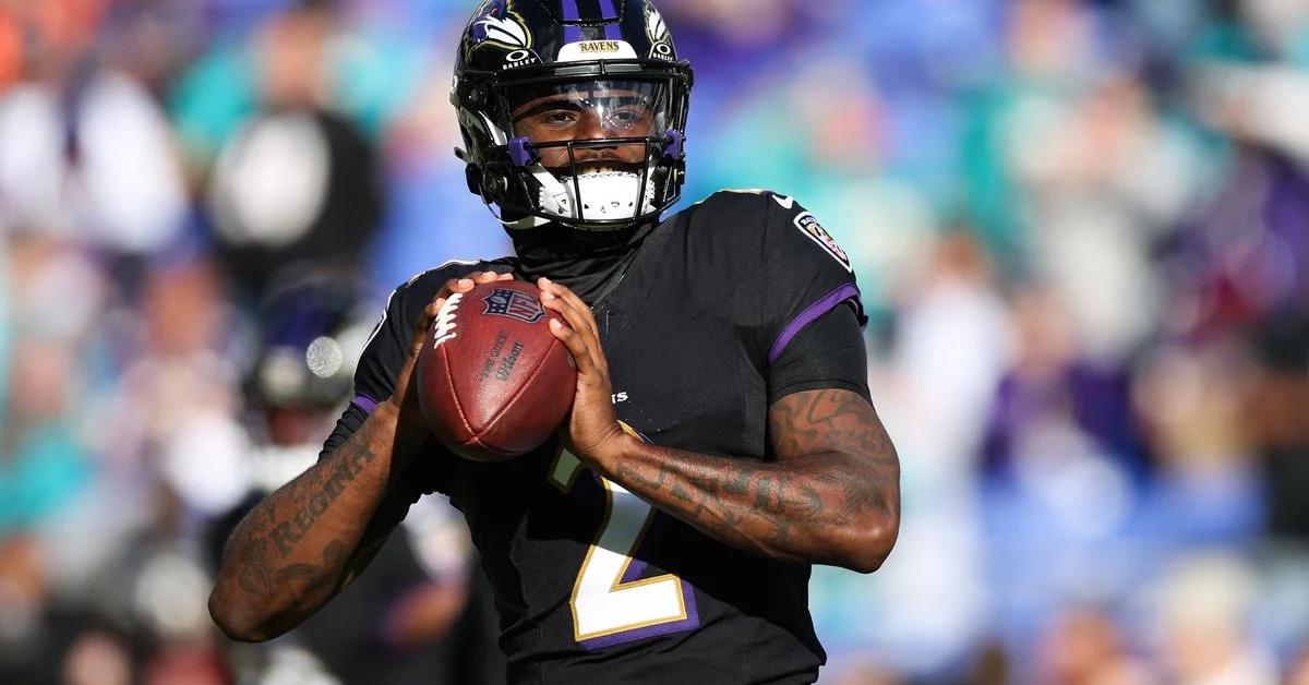 Featured image for "Ravens Bench MVP Lamar Jackson for Steelers Clash, Huntley Steps Up"