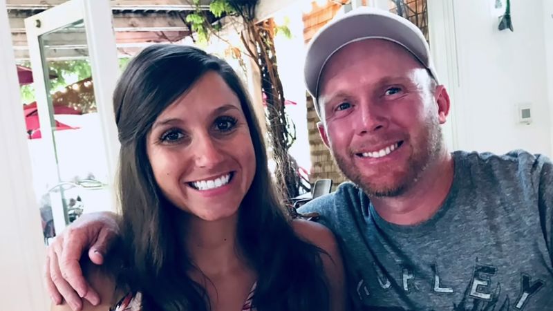 Utah mom accused of husband's murder faces defense's claim of insufficient evidence.