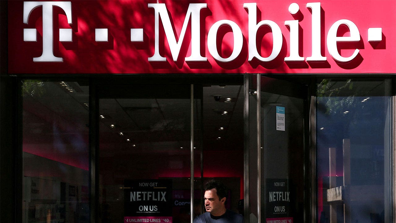Featured image for T-Mobile to Acquire US Cellular Assets for $4.4B