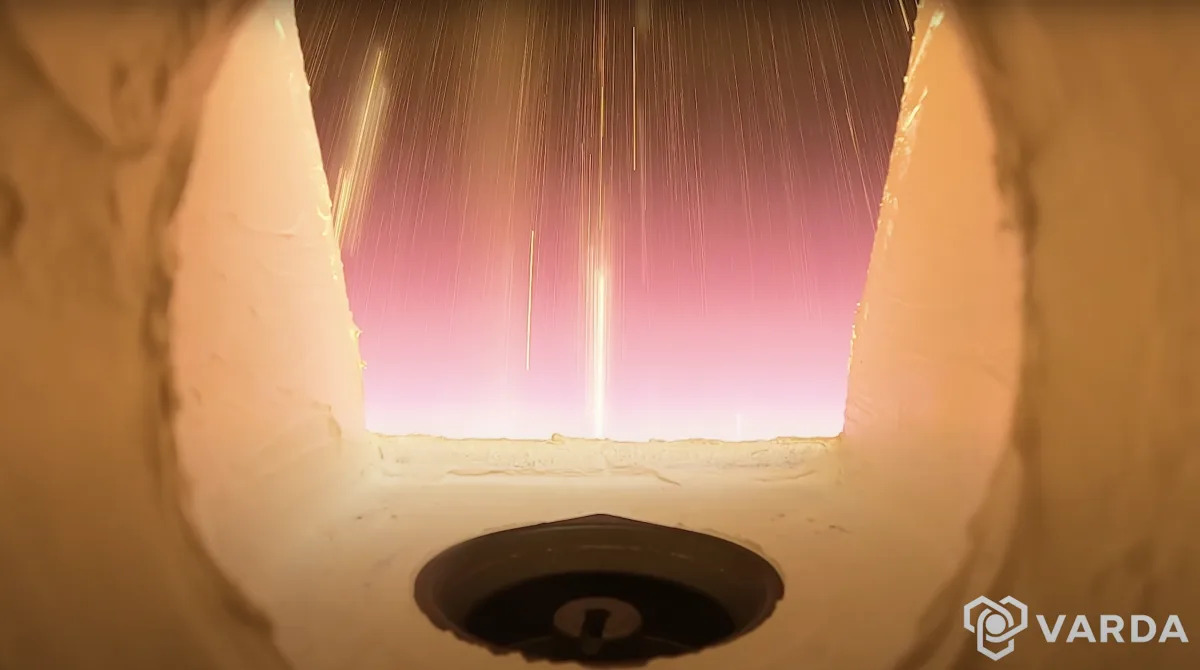 Featured image for "Captivating Footage: Space Capsule's Hypersonic Reentry into Earth's Atmosphere"