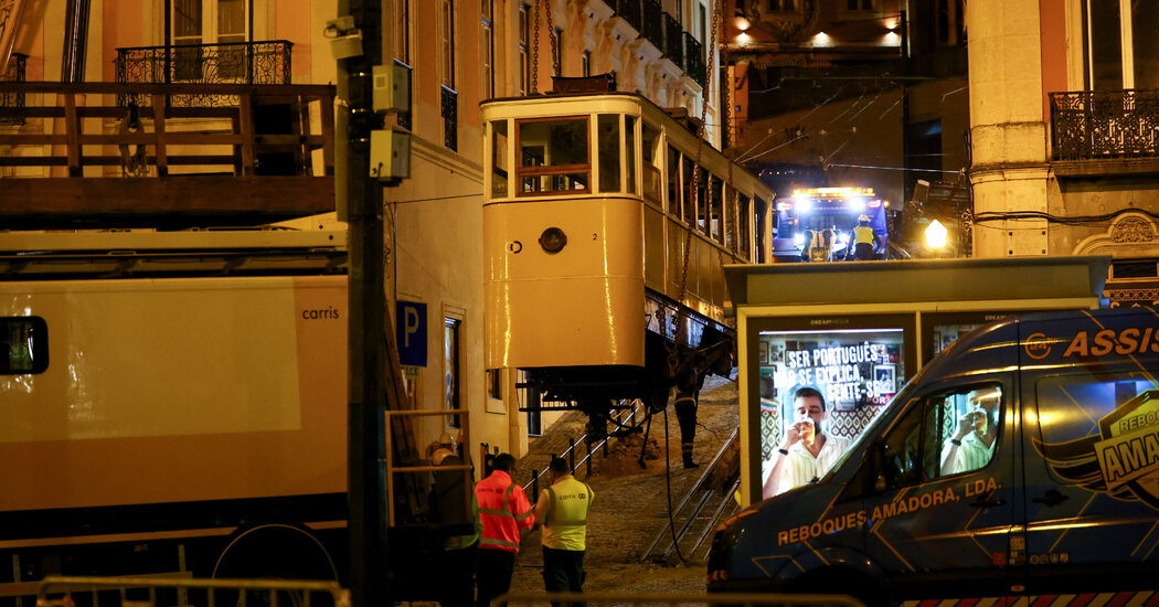 Featured image for Lisbon Funicular Crash: Deadly Accident and Eyewitness Accounts