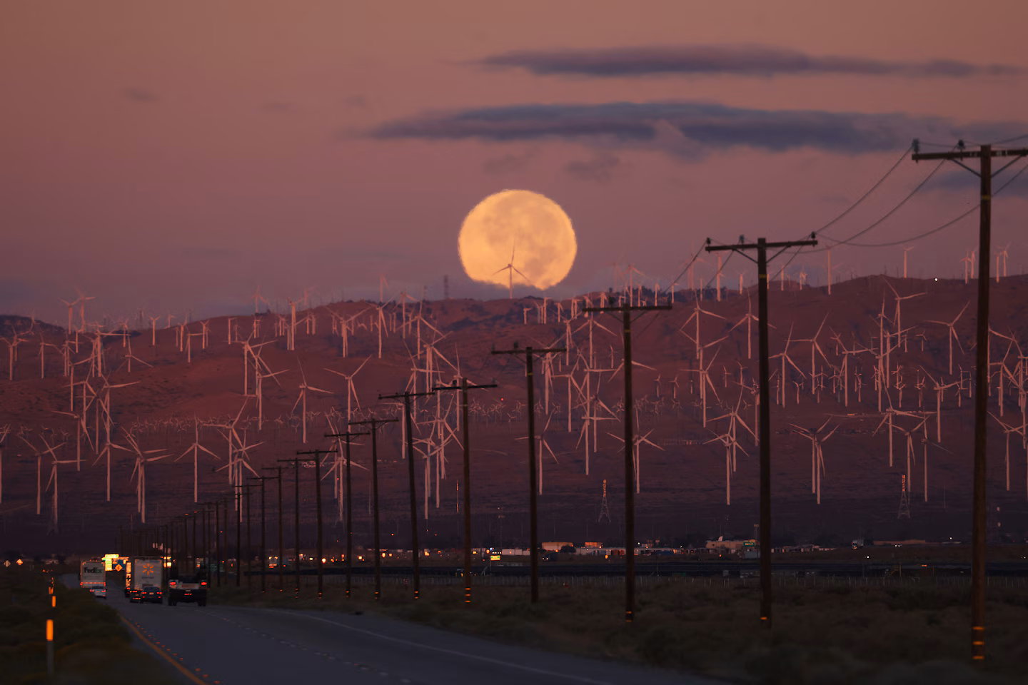 Featured image for Final Supermoon of 2024 to Light Up Skies This Week