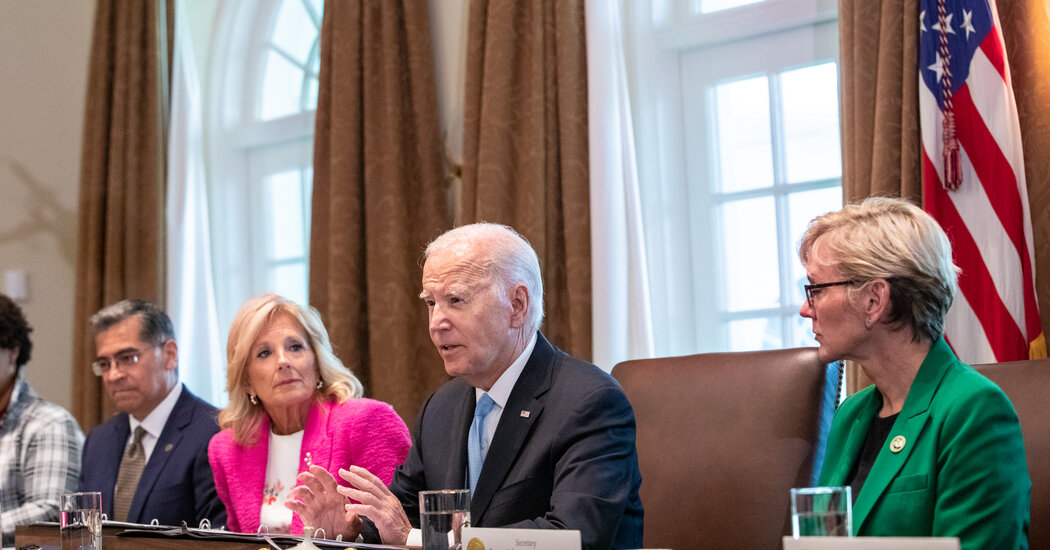 "The Biden Impeachment Inquiry: A Political Battle in the White House"