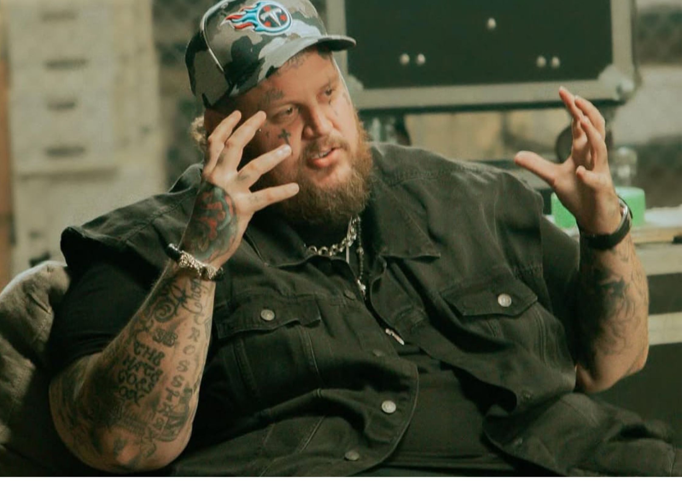 Featured image for Jelly Roll Unveils Dramatic 200-Pound Weight Loss in Australia