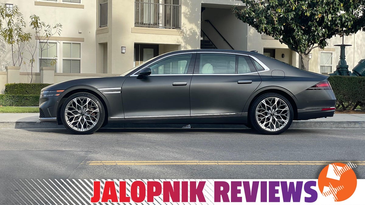 "2023 Genesis G90: A Bold Entry into the Luxury Segment"