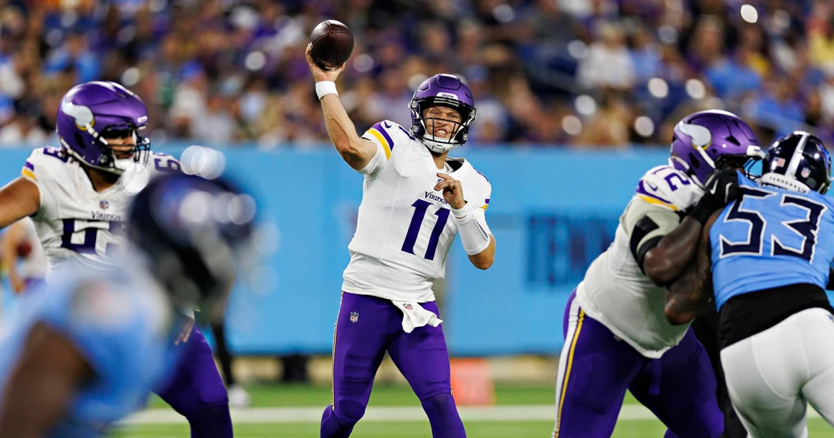 Featured image for Adult Toy Disrupts Titans-Vikings Preseason Game in Nashville